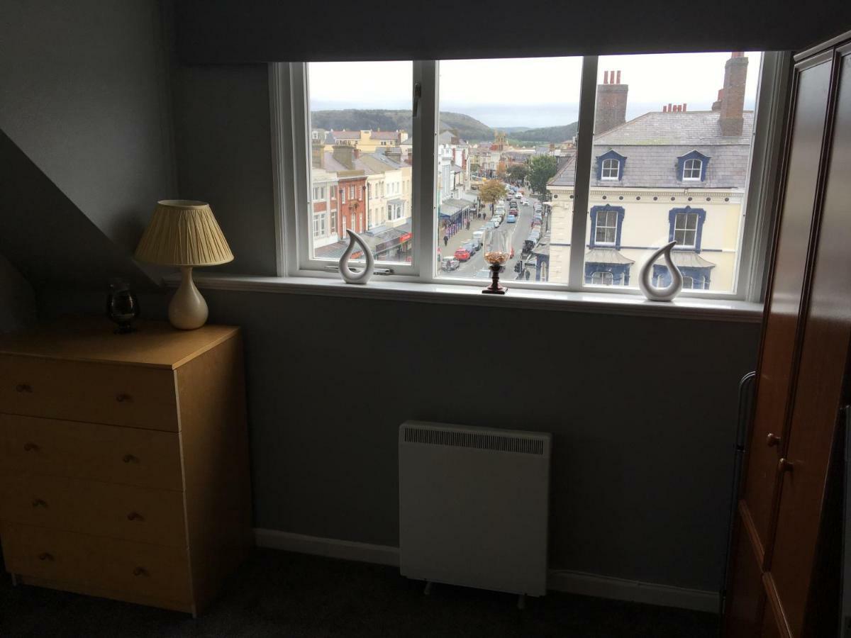Apartment 4, Cornerhouse Apartments Llandudno Buitenkant foto