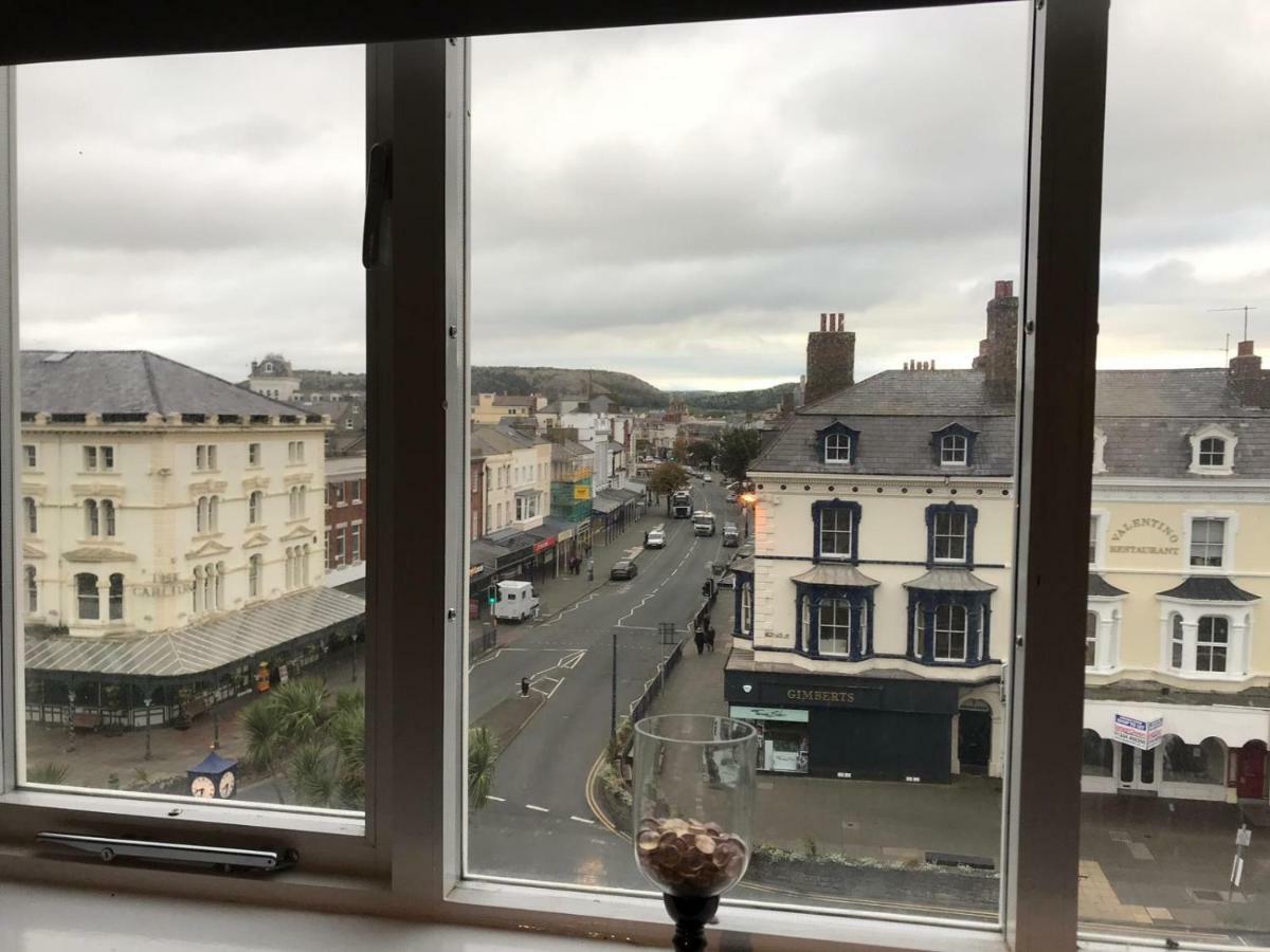 Apartment 4, Cornerhouse Apartments Llandudno Buitenkant foto
